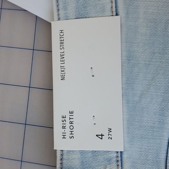 NWT AE hi-rise next level stretch shortie 4 - Picture 4 of 8